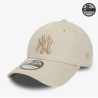 Beige New York Yankees MLB Outline 39THIRTY Stretch Fit Cap