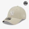 Beige New York Yankees League Essential 9FORTY Verstellbare Cap