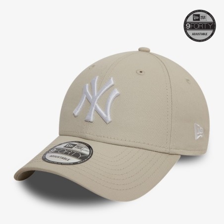 Beige New York Yankees League Essential 9FORTY Cap