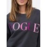 VOGUE Sweatshirt Tornado Grey mit bunter Logo-Stickerei