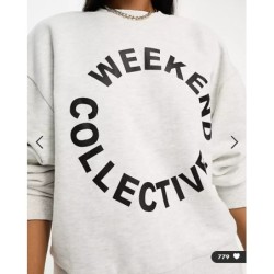 ASOS – Weekend Collective – Oversize-Sweatshirt in Kalkgrau mit Logo