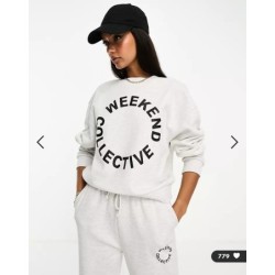 ASOS – Weekend Collective – Oversize-Sweatshirt in Kalkgrau mit Logo